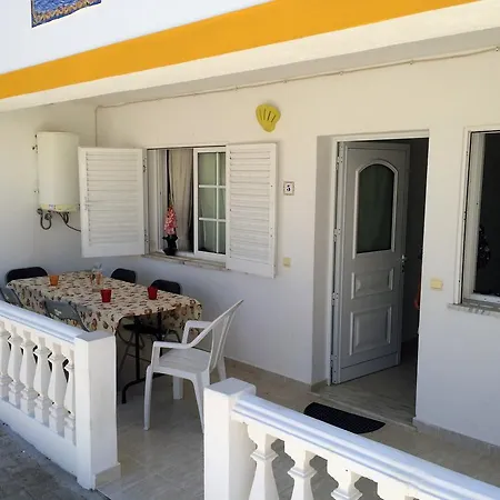 Vivenda Veiguinha Αλμπουφέιρα