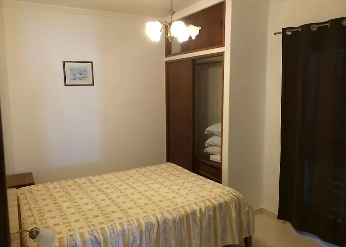 Vivenda Veiguinha 阿尔布费拉
